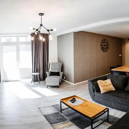 Ah Mlynska Basta Iii