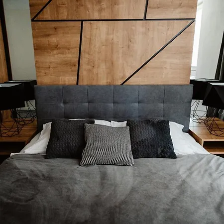 Ah Mlynska Basta Iii アパート *